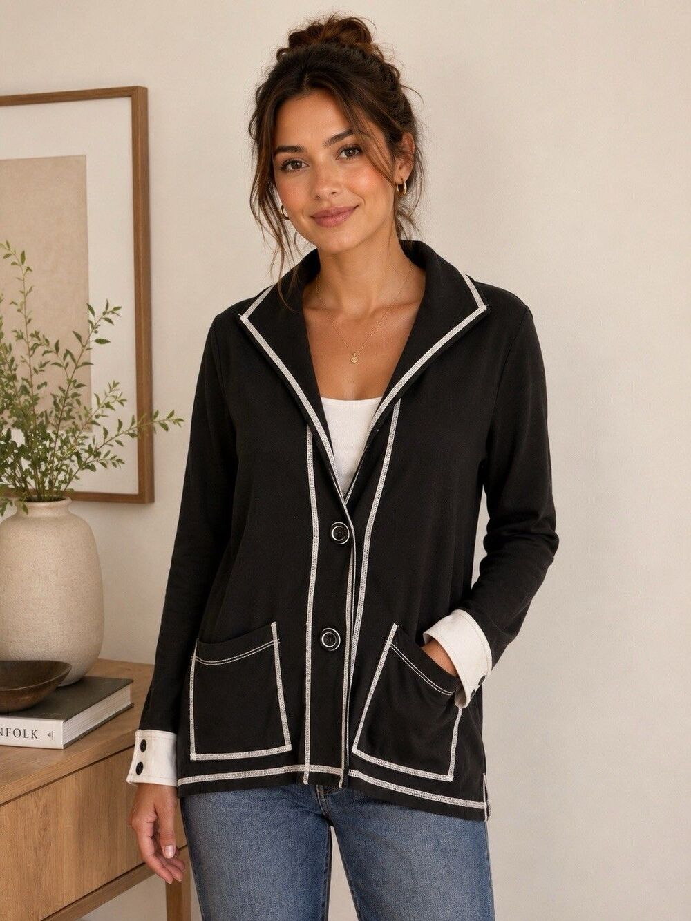 E.L.I. Womens Black and White Cardigan Cotton Jacket (Made in Peru) Large
